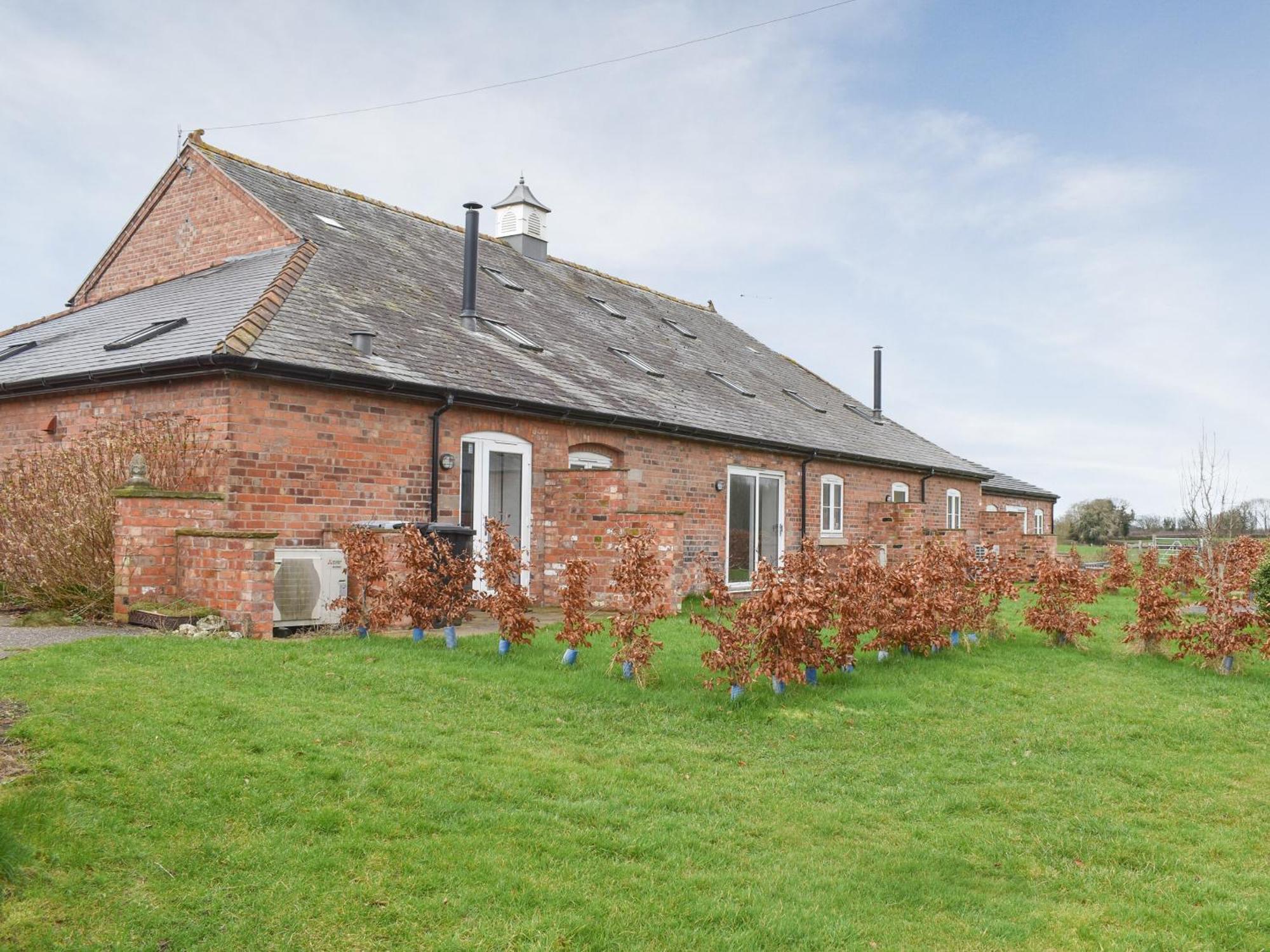 Apple Tree Barn- Uk40791 Villa Church Minshull Bagian luar foto